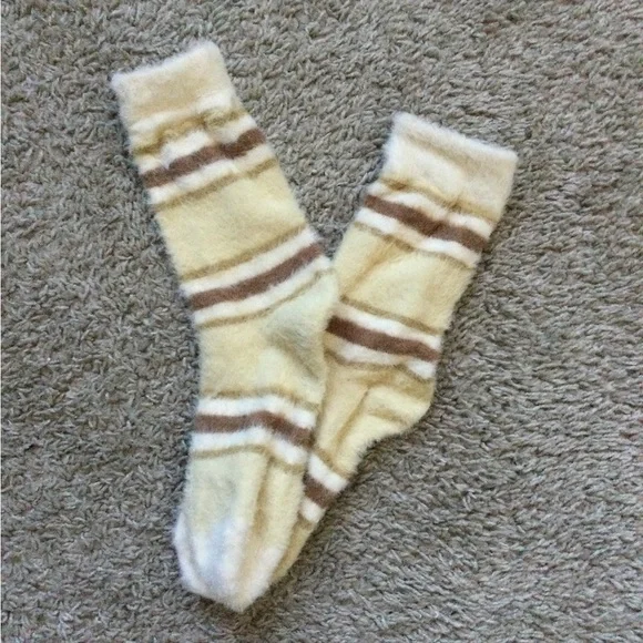 🔥🔥HOST PIC🔥🔥 Free People Fluffy Eyelash Striped Socks - Picture 6 of 11